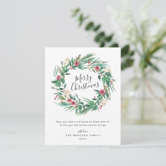 Carte de Noël Watercolor Pine and Berry Wreath (Debout devant)