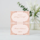 Carte de nom d'invité avec impression vintage rose (Debout devant)