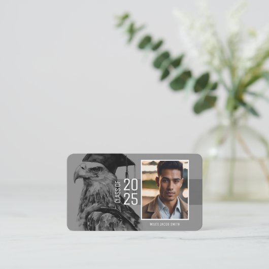 Carte de nom du diplômé | Aigle (Debout devant)