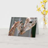 Carte de note de girafe et de bébé (Fleur jaune)