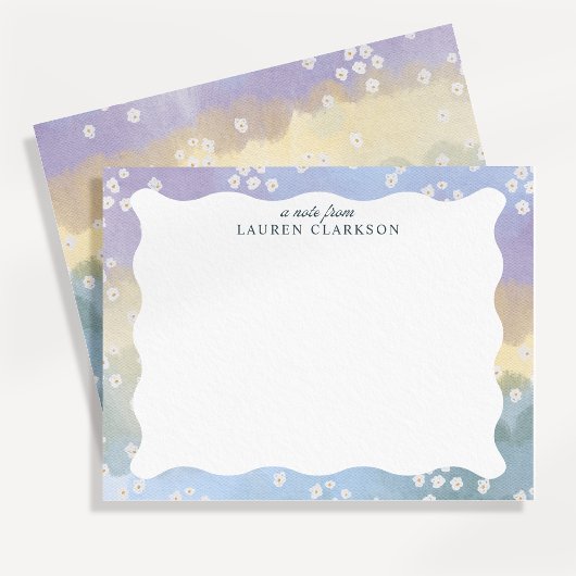 Carte de note florale pastel à bord ondulé