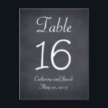 Carte de numéro de table de Chalkboard Look Mariag<br><div class="desc">Ajoutez un look rustique à votre événement avec cette collection Chalkboard Look. Disponible dans différentes typographies. Cartes de menu correspondant disponibles.</div>