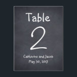 Carte de numéro de table de Chalkboard Look Mariag<br><div class="desc">Ajoutez un look rustique à votre événement avec cette collection Chalkboard Look. Disponible dans différentes typographies. Cartes de menu correspondant disponibles.</div>