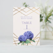 Carte de numéro de table de mariage avec fleurs d' (Debout devant)
