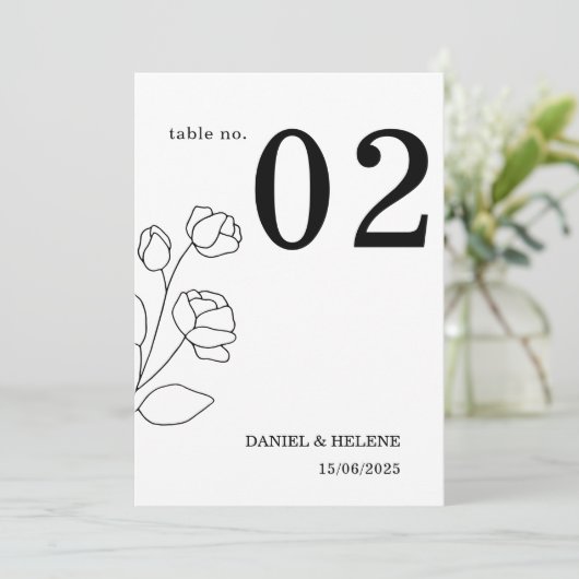 Carte de numéro de table de mariage blanc élégant (Debout devant)