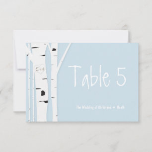 Carte de numéro de table de mariage bleue en bois