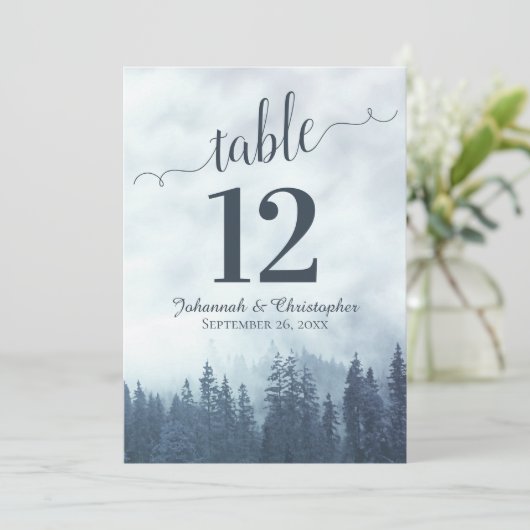 Carte de numéro de table de mariage Grand Pin sylv (Debout devant)