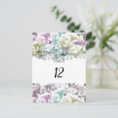 Carte de numéro de table florale pastel (Debout devant)