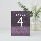 Carte de numéro de table Mariage damassé violet et (Debout devant)