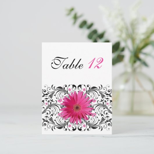 Carte de numéro de table Mariage rose Gerbera Dais (Debout devant)