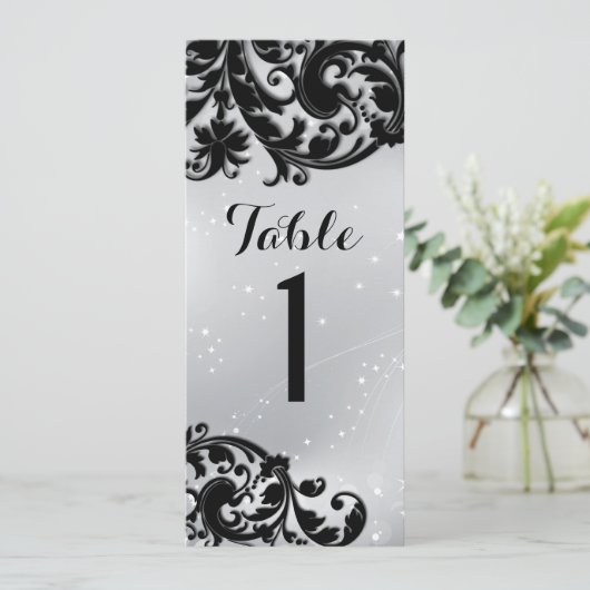 Carte de numéro de table Masquerade (Debout devant)