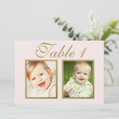Carte de Numéro de Table Photo d'Enfance Rose Deux (Debout devant)