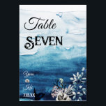 Carte de numéro de table Rustic Ocean Mariage<br><div class="desc">Cette carte de numéro de table rustique mariage océan est parfaite pour votre mariage boho de plage rustique. Ce design présente une calligraphie en noir et blanc audacieuse avec un arrière - plan océanique pour correspondre à votre destination de plage mariage ou un mariage moderne décontracté au printemps, à l'été...</div>