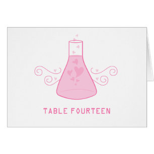 Carte de numéro de tableau de chimie rose sucrée