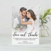 Carte de photo de mariage noir script Love and Tha (Debout devant)