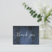 Carte De Placement Bleu Rustique Grange Mariage Merci (Debout devant)