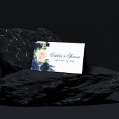 Carte De Placement Blooms Chics | Floral bleu marine et rose pâle