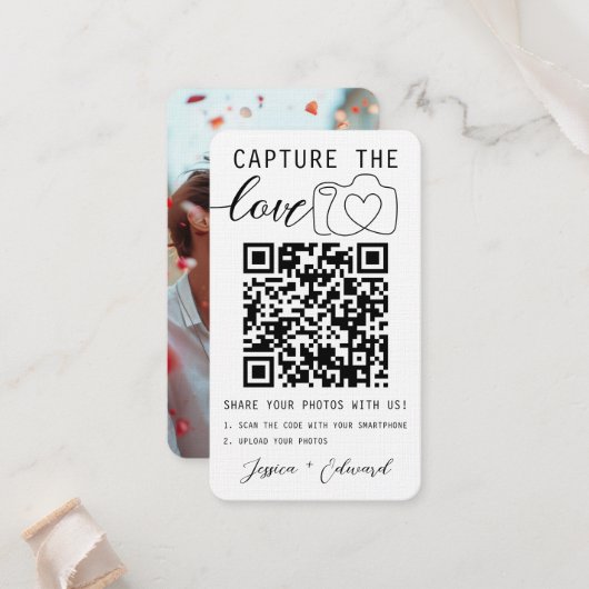 Carte De Placement Capturez L'Amour Qr Code Photo Mariage moderne (Devant/Arrière en situation)