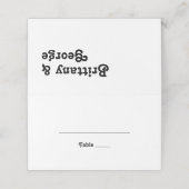 Carte De Placement Carte de place pliée avec lettres rétro moderne (Extérieur déplié)