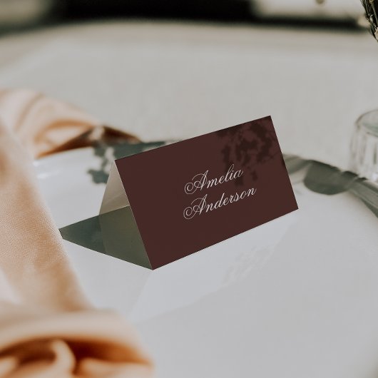 Carte de placement de mariage en chocolat marron é