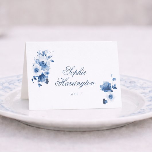 Carte de placement de mariage florale bleu poussié