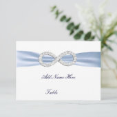 Carte de placement de table de mariage Blue Diamon (Debout devant)