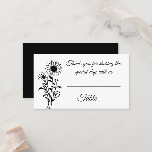 Carte De Placement Élégant floral tournesol noir blanc Mariage (Devant/Arrière en situation)