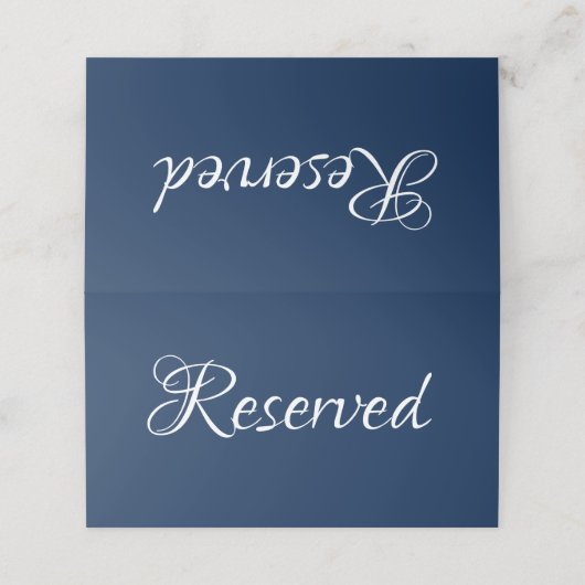 Carte De Placement Élégant script bleu marine Mariage de texte réserv (Extérieur déplié)