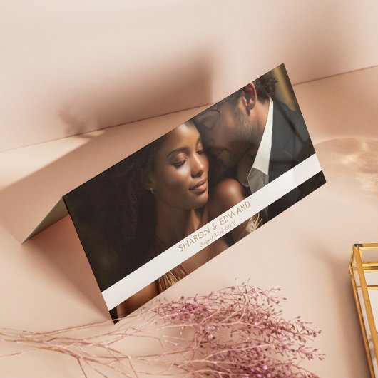 Carte De Placement Eucalyptus Verdure & Or Mariage photo pliée