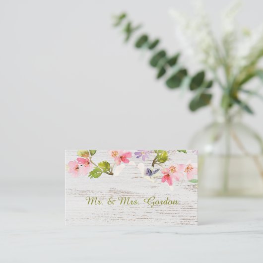 Carte De Placement Flores roses rustiques sur bois blanc (Debout devant)