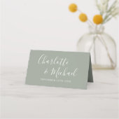 Carte De Placement Mariage à l'écriture cursive verte sauge (Dos)