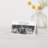 Carte De Placement Mariage photo noir et blanc du journal mariage (Dos)