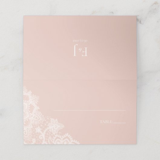 Carte De Placement Mariage rose pâle et blanc dentelle (Extérieur déplié)