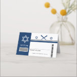 Carte De Placement Navy Blue Bar Mitzvah Baseball Ticket Siège<br><div class="desc">Navy Blue Baseball Ticket style Seating Card pour aller avec votre thème sportif Bar Mitzvah. Customiser à l'avant et à l'arrière. Pour toute question sur les changements de conception personnalisés par le concepteur indépendant,  veuillez envoyer un courriel à paula@labellarue.com AVANT de customiser ou de passer une commande.</div>