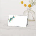 Carte De Placement Nom plié Place Card-Peacock<br><div class="desc">Cette carte de place pliée est présentée en blanc de base sur le papier de carte mat avec une belle impression paon dans les couleurs turquoise et or. Customisez cet article ou juste en l'état et écrivez le nom à la main dans. Image sous licence</div>