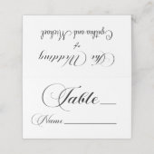 Carte De Placement Numéro de table de Mariage de script moderne (Extérieur déplié)