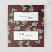 Carte De Placement Numéro de table gothique floral noir crânes roses  (Extérieur déplié)