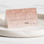 Carte De Placement Parties scintillant rose Gold Glam Carte Place per<br><div class="desc">Cette carte de parties scintillant branchée a une fausse parties scintillant sur l'avant avec une zone pour vous d'écrire dans les noms et les numéros de table (à la main). Le dos contient le même motif de parties scintillant avec votre événement et votre date. Utilisez le formulaire modèle pour ajouter...</div>