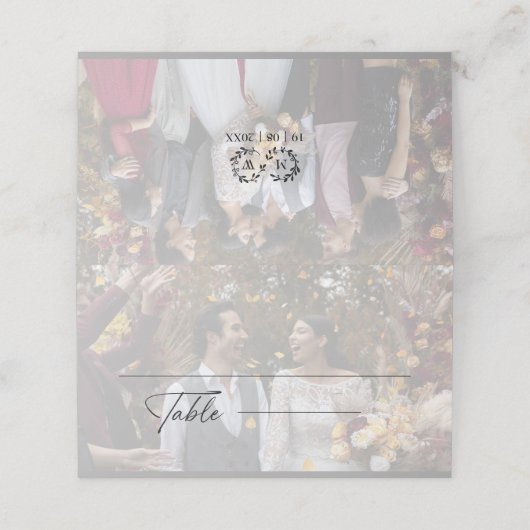 Carte De Placement Photo Mariage moderne en noir et blanc (Extérieur déplié)