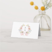 Carte de placement pliée à crête de mariage floral (Dos)
