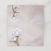 Carte De Placement Roses Blanches Douces Romantiques Table Élégante d (Extérieur déplié)