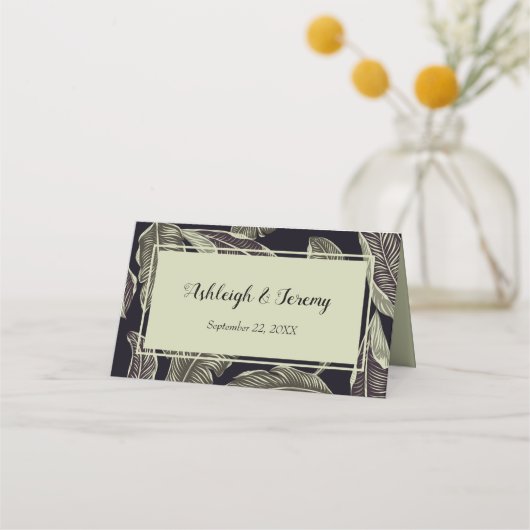 Carte De Placement Sage de feuillage Tropical Vert Mariage de script  (Devant)