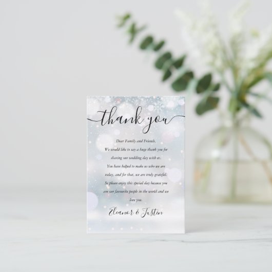 Carte De Placement Snowflakes Script Mariage Merci (Debout devant)