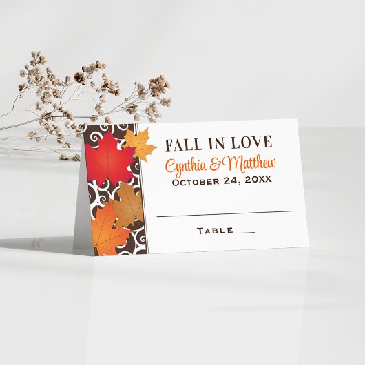 Carte De Placement Tombe en amour Élégant automne Feuilles Mariage