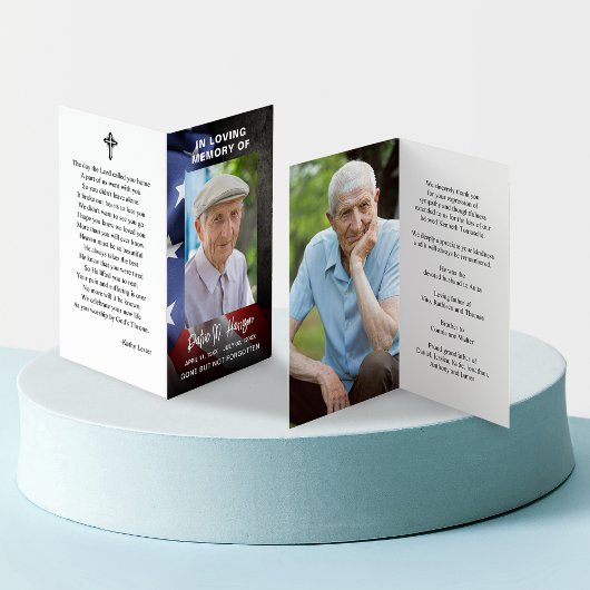 Carte de prière pliée du drapeau américain