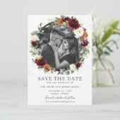 Carte de rappel de date de mariage avec fleurs en (Debout devant)