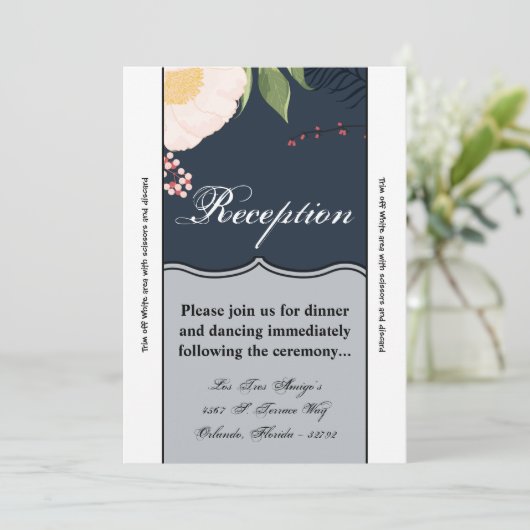 Carte de réception 3,5 x 7 Fleurs florales blanche (Debout devant)