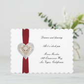 Carte de réception de mariage en dentelle rouge Un (Debout devant)