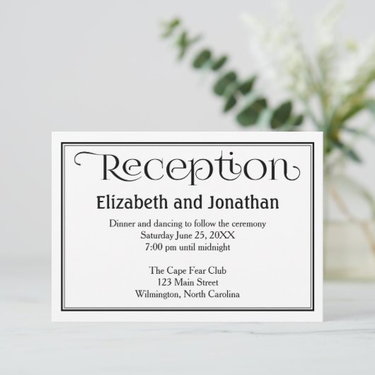 Carte de réception de mariage simple noir et blanc (Debout devant)