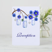 Carte de réception Mason Jars aux fleurs bleues (Debout devant)